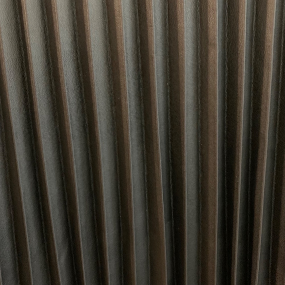 Rachel Zoe black faux leather pleated midi skirt, size M - Picture 2 of 8